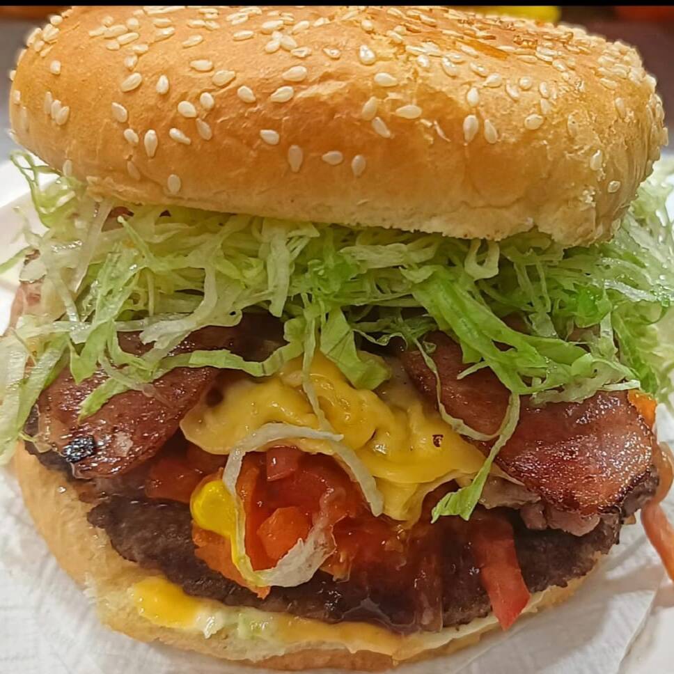 Hamburguesa con Tocino
