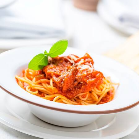 Escolha a massa e o molho de sua preferência.