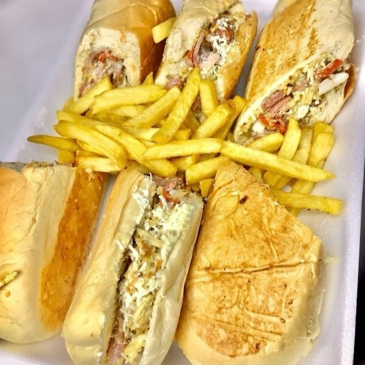 3° Perros Qatari & Coca Cola 1,5 lt