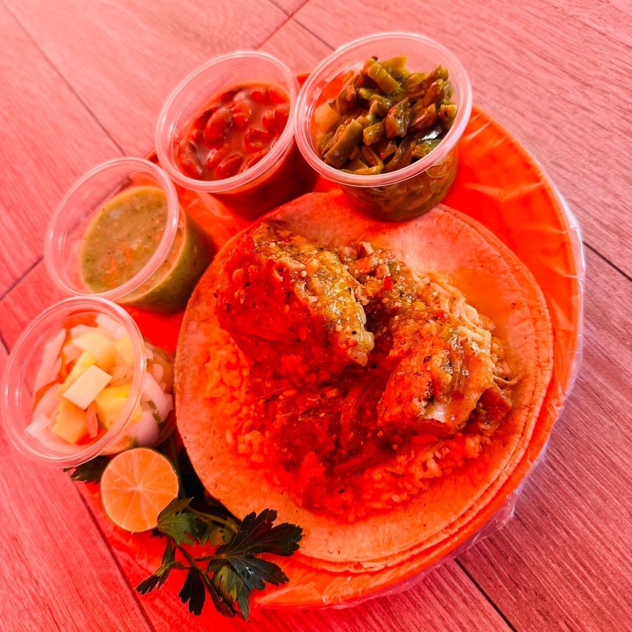 Pierna en Salsa Morita