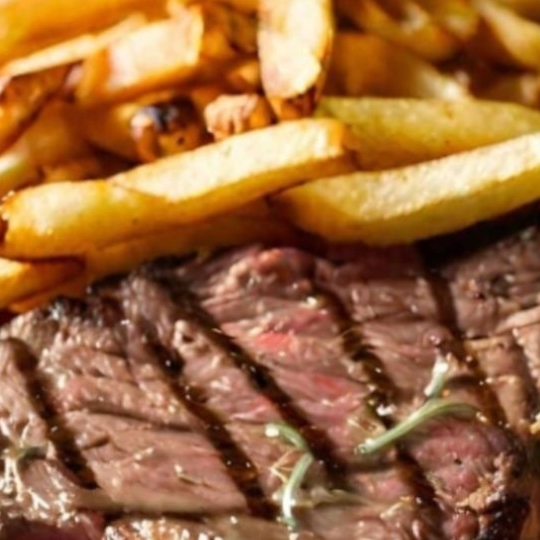 BISTEC + PAPAS FRITAS