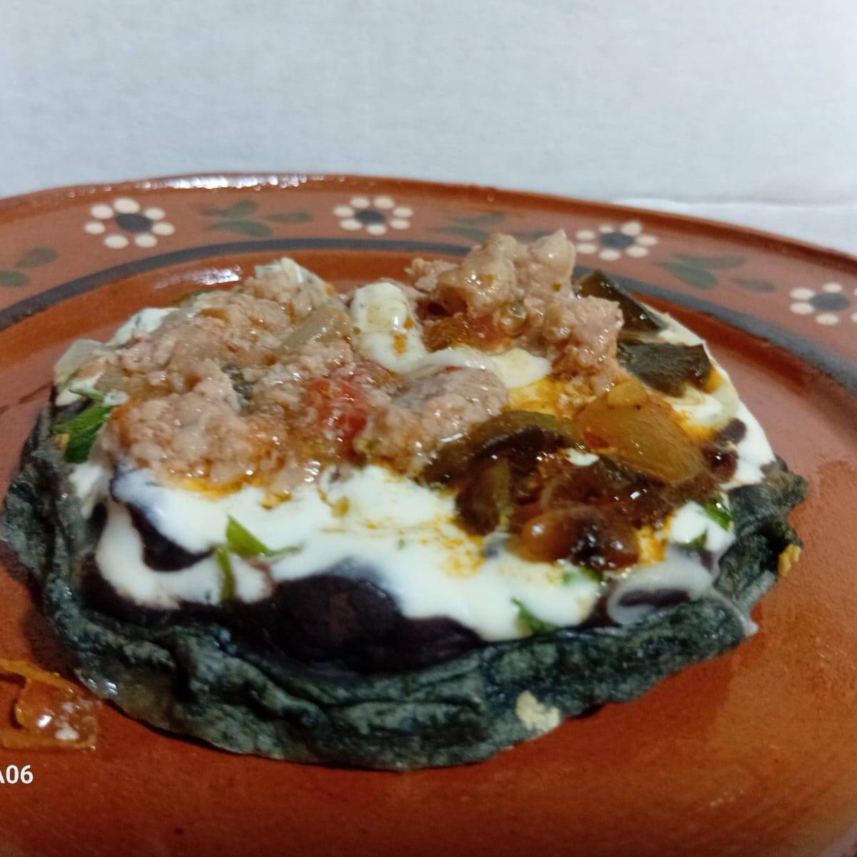 Sope Con Guiso