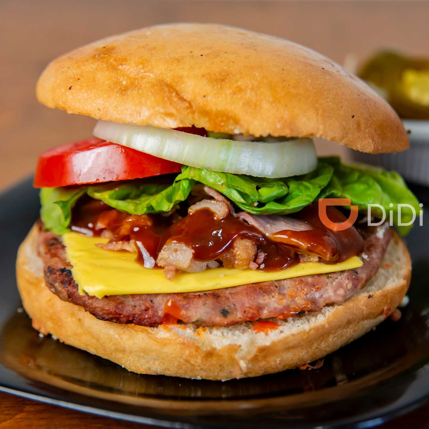 Combo Burger BBQ TOCINO+ Papas + Agua Fresca 500ml