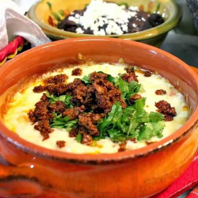 Cazuela con Queso Fundido