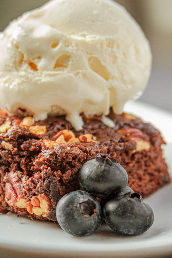 BROWNIE CON NIEVE
