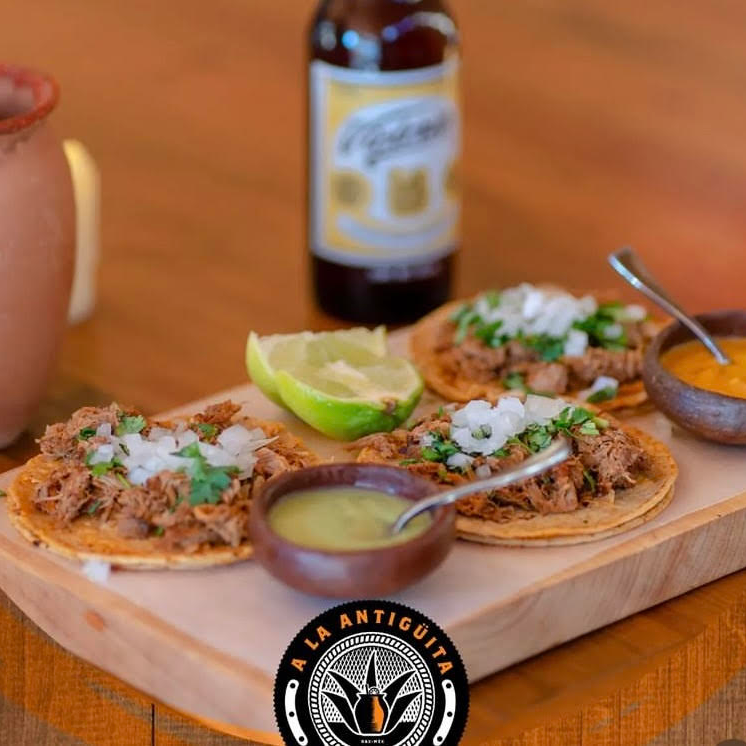 Taco de Birria 3 Piezas