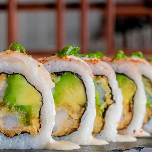 Prom Yodasushi 10 Makis, 3 Alitas BBQ y 1 Gaseosa