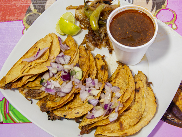 Tacos de barbacoa la Güera