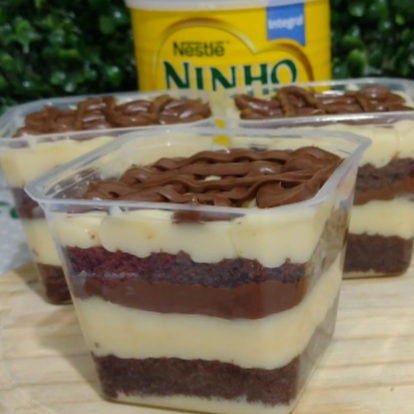 Massa chocolate 50% cacau, ninho e nutella