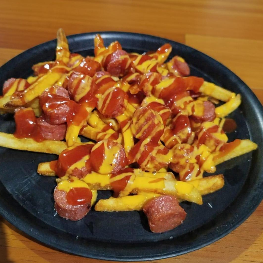 Salchipapas