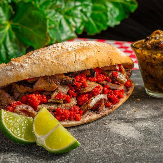 TORTA CON TOKIO