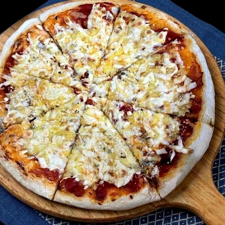 Pizza 4 Quesos