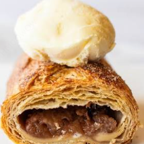 Strudel de Manzana con Helado
