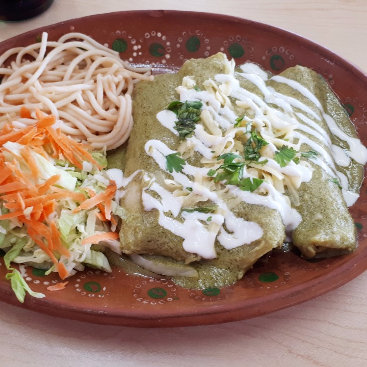 Enchiladas Verdes de Pollo