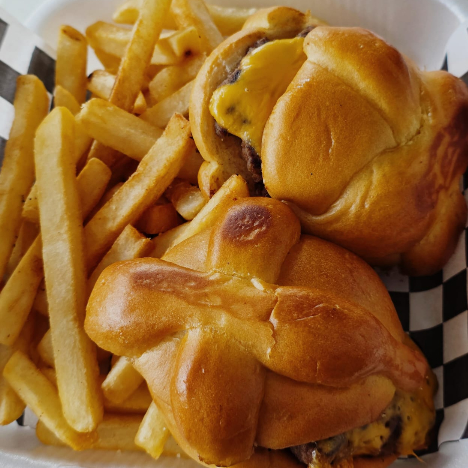 2 Mini Hamurgo con Papas Fritas