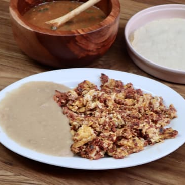 Huevos con Chorizo