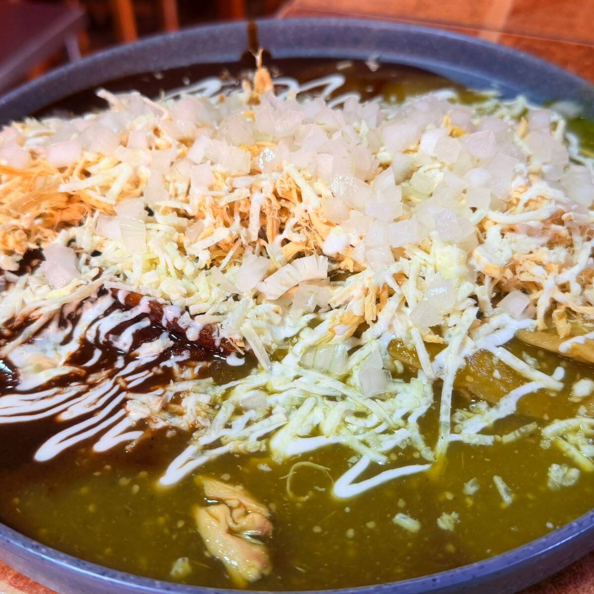 Chilaquiles Rojos o Verdes
