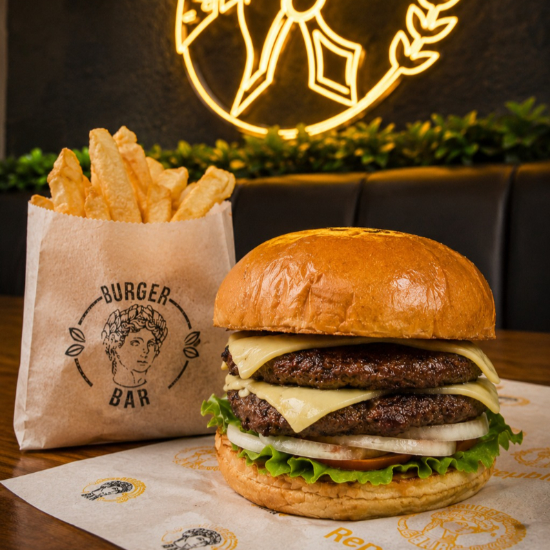 Republic Doble de 200g + Papas