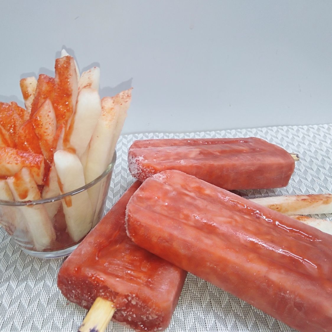 Paleta de Jícama con Chile