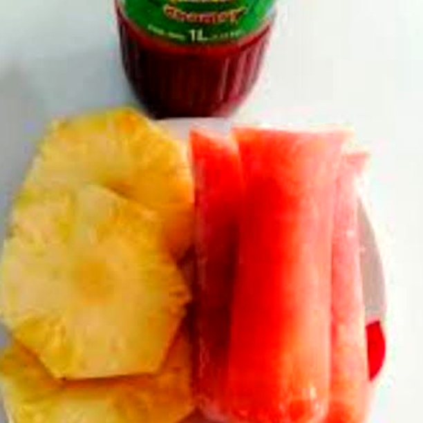 Saborin de Piña con Chamoy