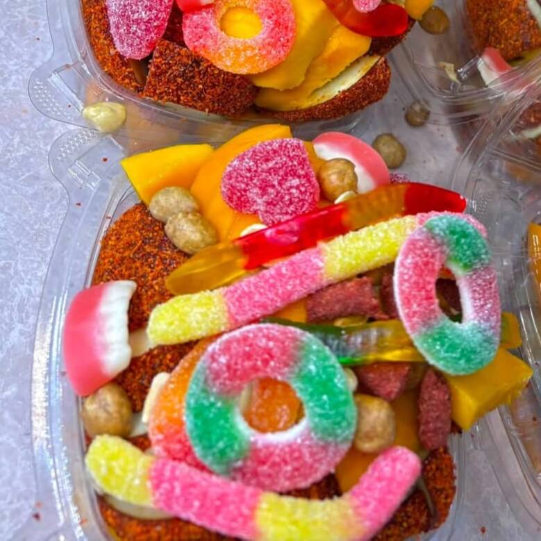 CHAROLA COLORS