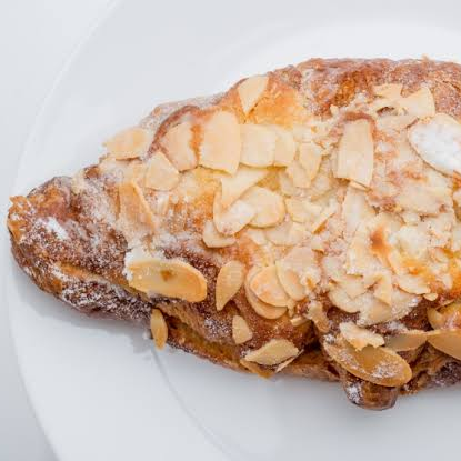 Croissant de crema de almendras