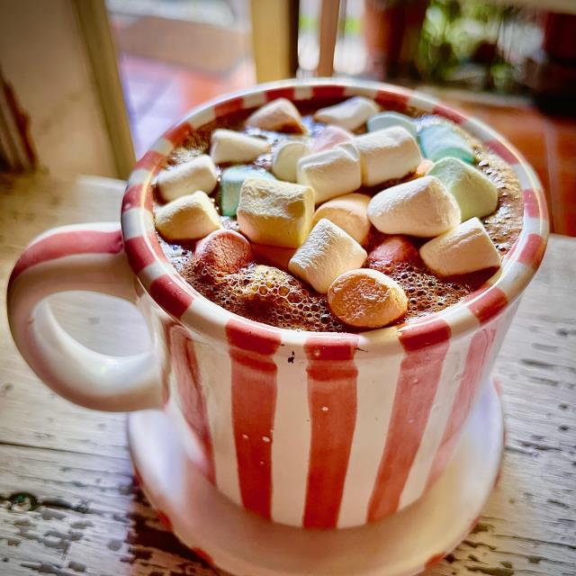 CHOCOLATE CALIENTE