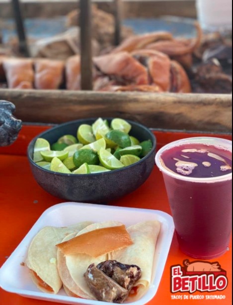 Tacos de Puerco El Betillo