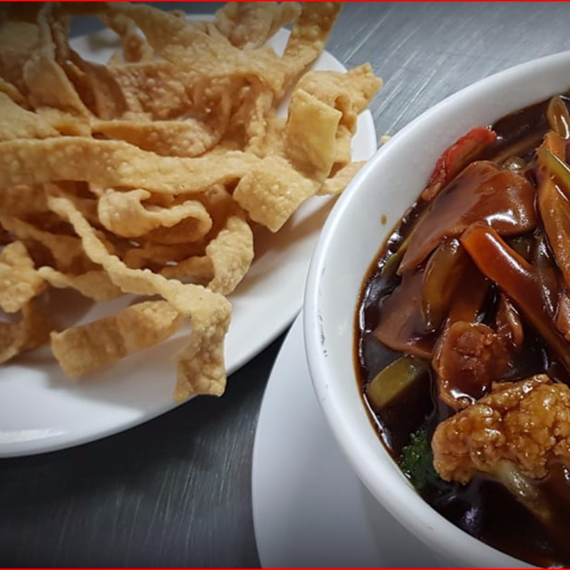 Wantan Frito con Pollo y Salsa Agridulce Pequeño