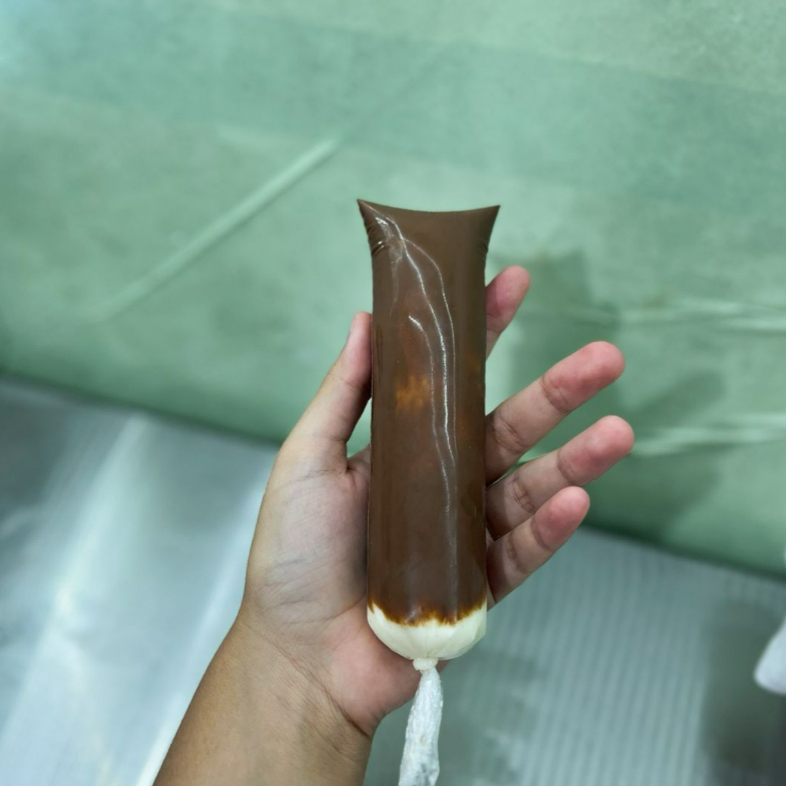 base de leite ninho finalizado com nutella pura.