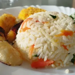 Arroz Acompañado De...