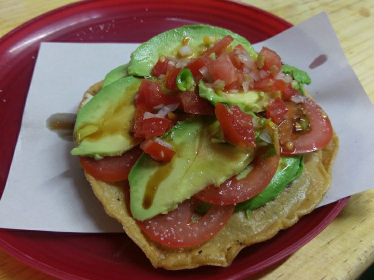 tostada Carlos (Tostada Vegetariana)