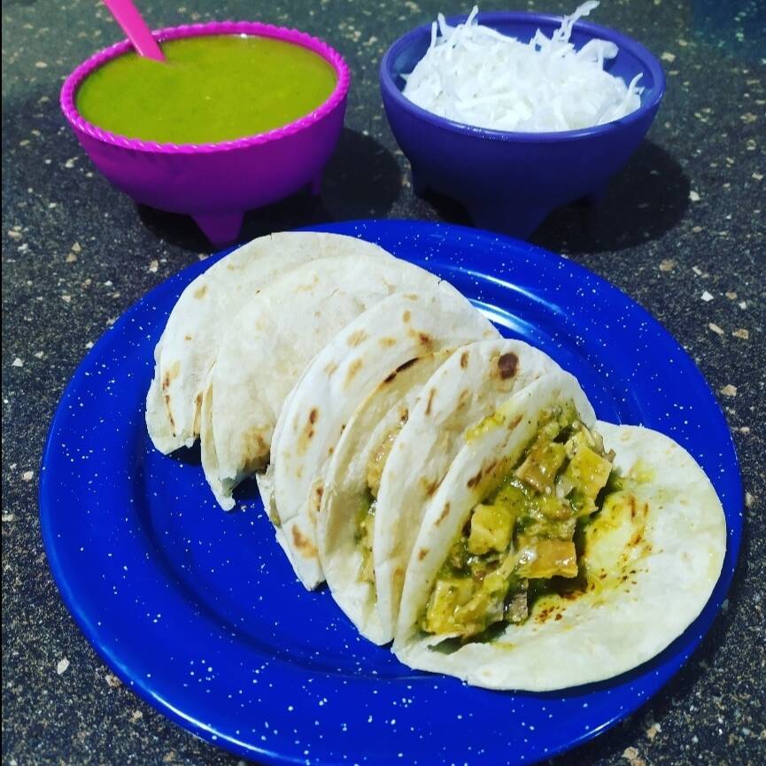 Taco de Harina de Picadillo