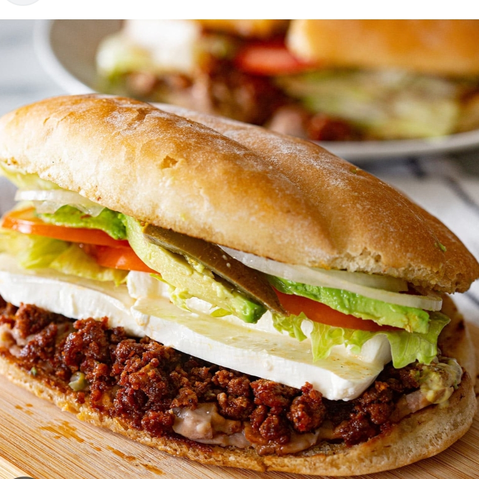 Lonche de Chorizo
