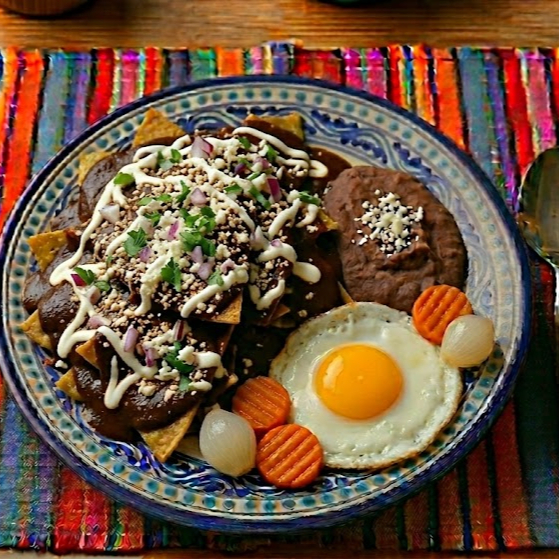 Chilaquiles de Mole