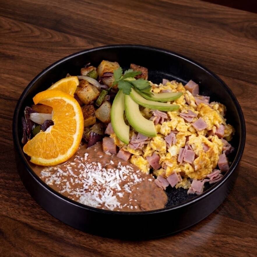 Huevo con jamón.