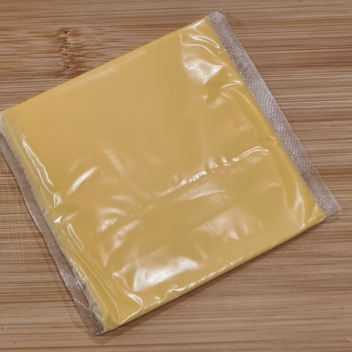 Rebanada de Queso Amarillo Tipo Americano