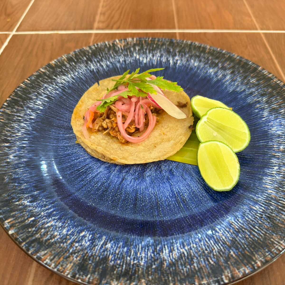 Tacos de Cuerito Adobado