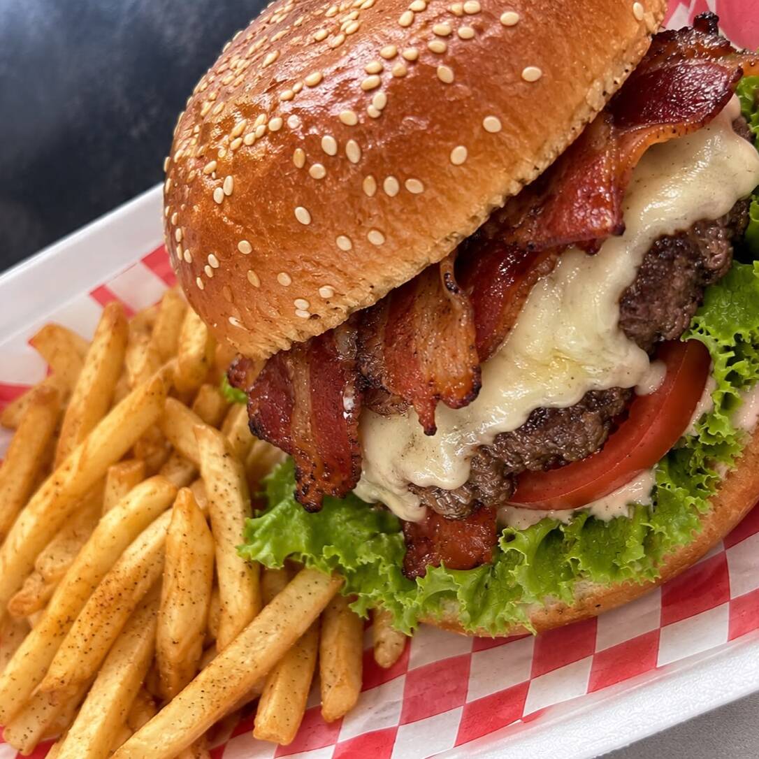 Hamburguesa Tocinera