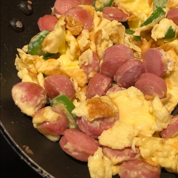 Huevos con Salchicha