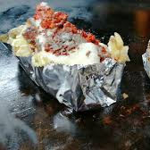 Papa Chorizo + Papas Fritas