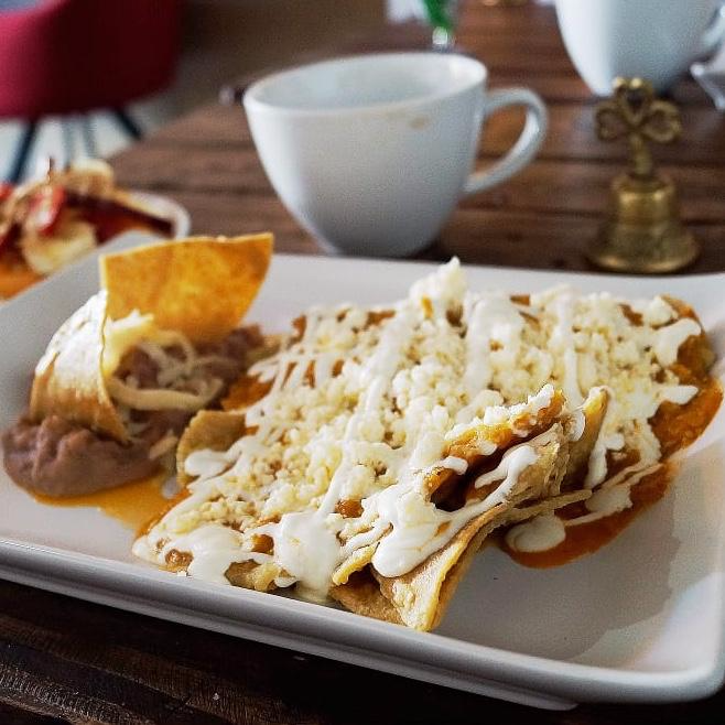 Chilaquiles Rojos