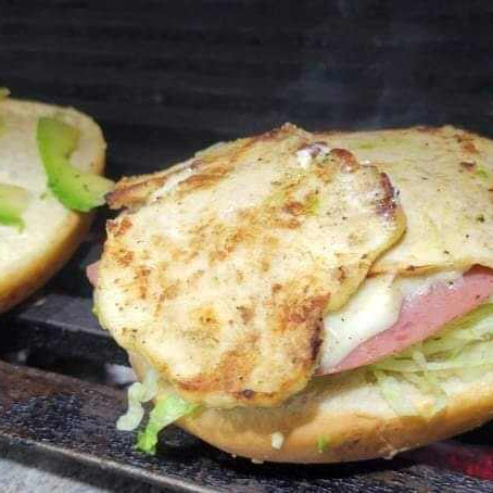 Hamburguesa Sencilla de Pollo