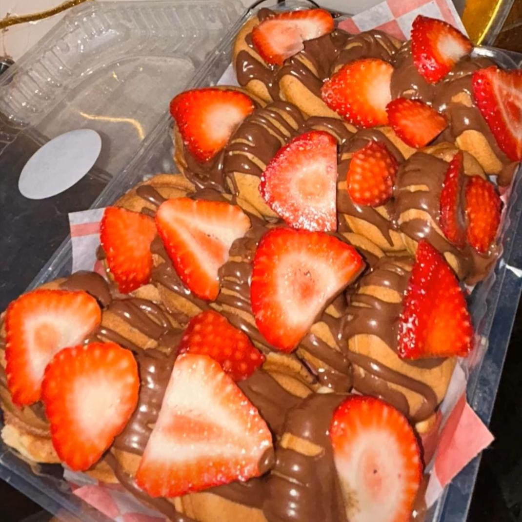 15mini pancakes fresas nutella