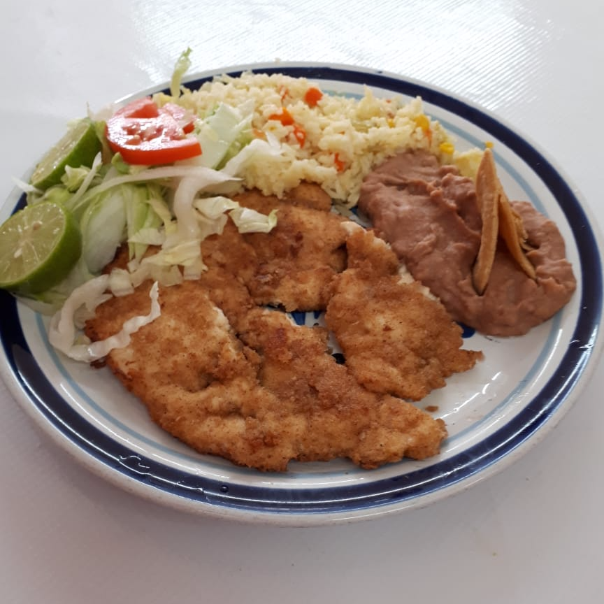 Milanesa de Pollo empanizada