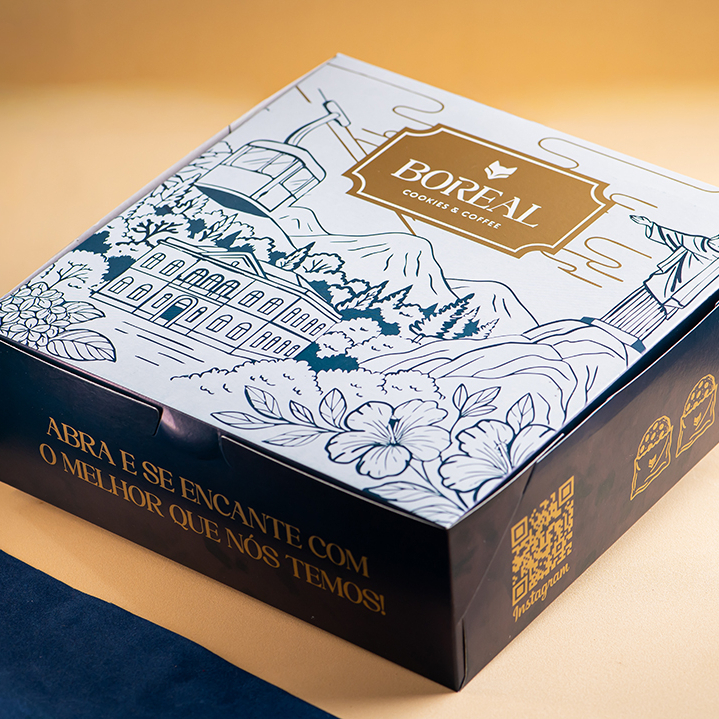 Caixa Boreal com 4 cookies artesanais. Quarteto mais vendido (Nutella, Red Velvet, Kinder Bueno e Alpino Black).
