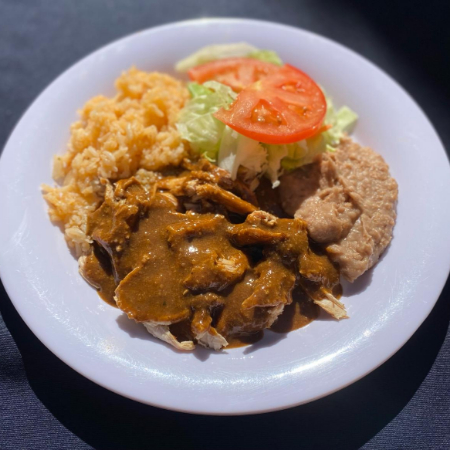 Pollo en Mole