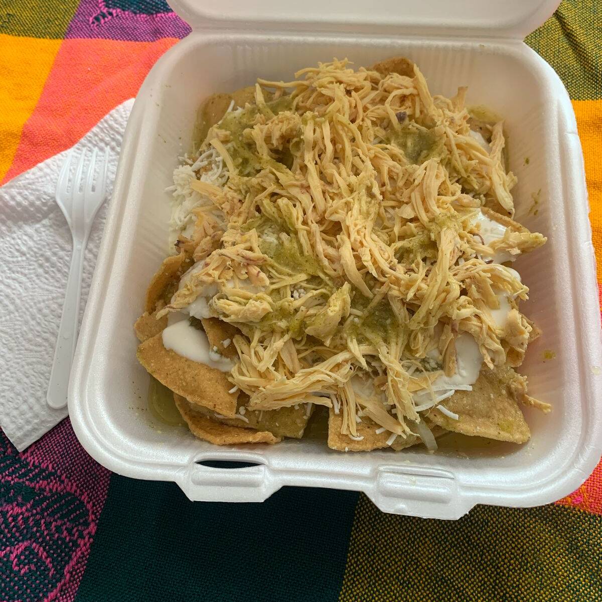 Chilaquiles con Pollo