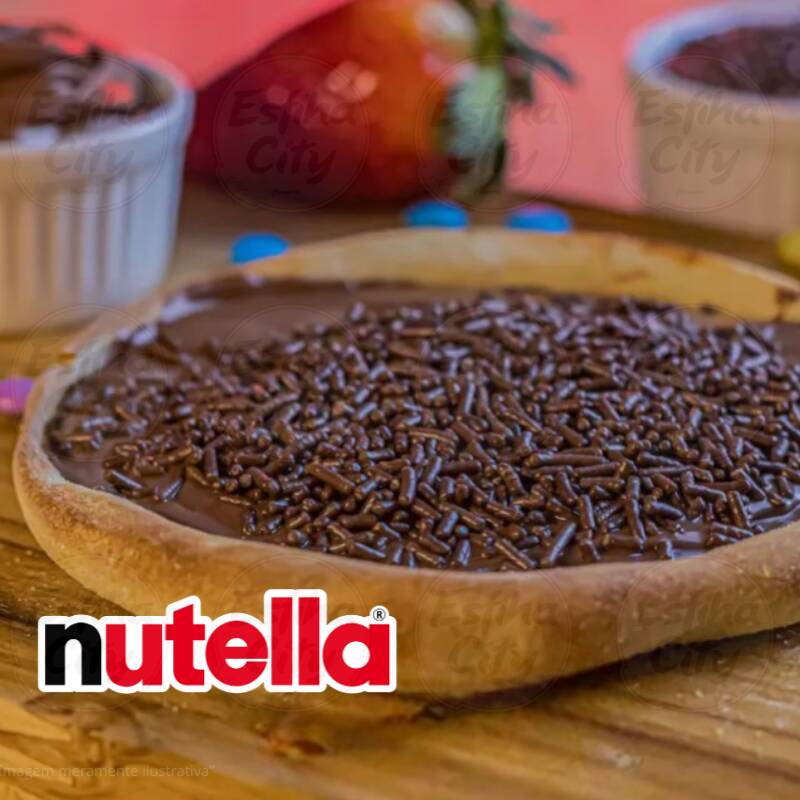 Creme de avelã com cacau com granulado crocante.