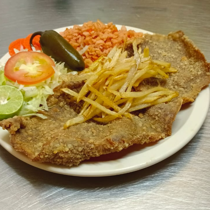 Milanesa de Res Empanizada